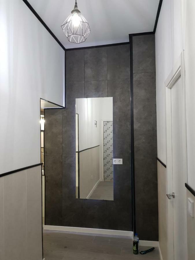 Estudio Calle Mayor Lejlighed Madrid Eksteriør billede